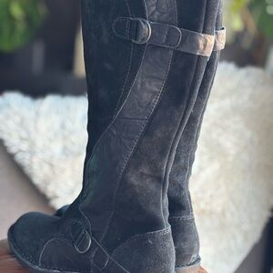 Stylish Black Over the Knee Boots